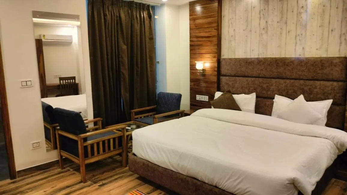 Manaw Valley Resort Shimla Hotel