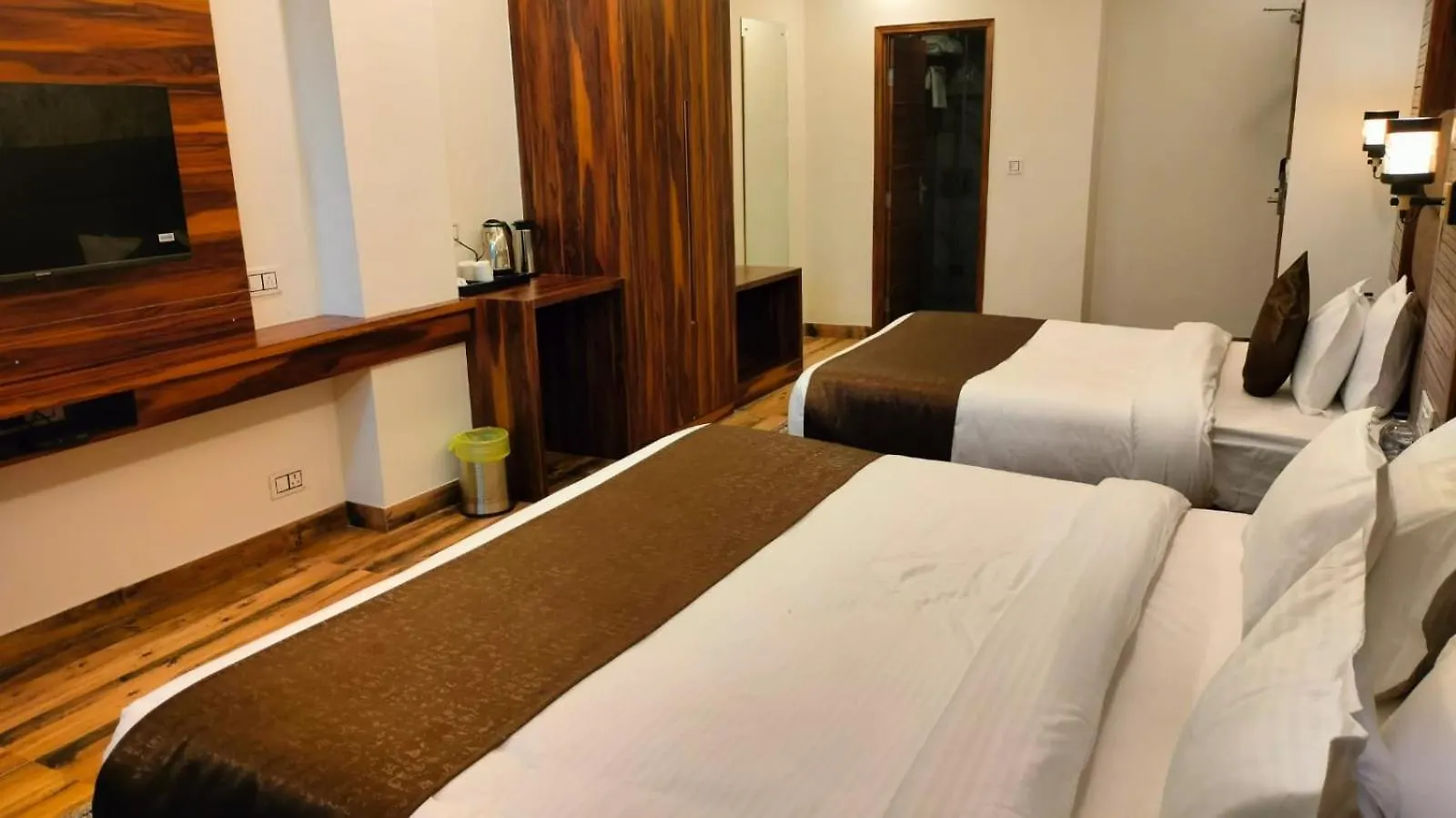 Manaw Valley Resort Shimla 4*,  India