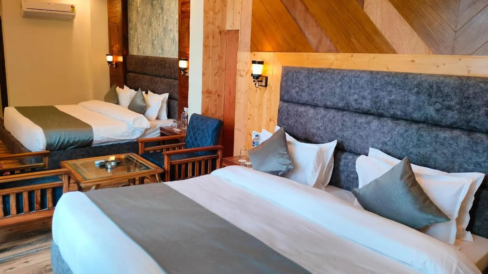 Manaw Valley Resort Shimla Hotel